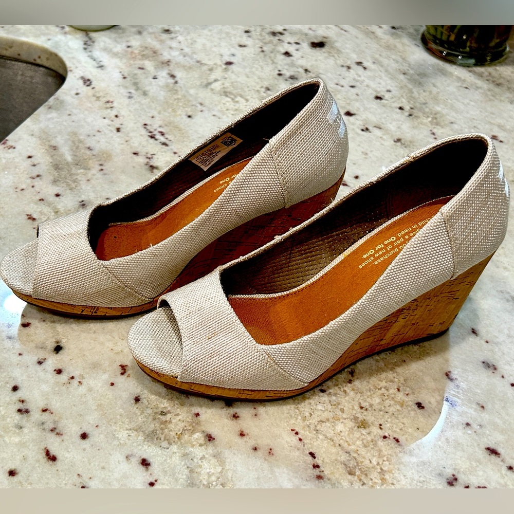 Tom’s wedges with peekaboo toe